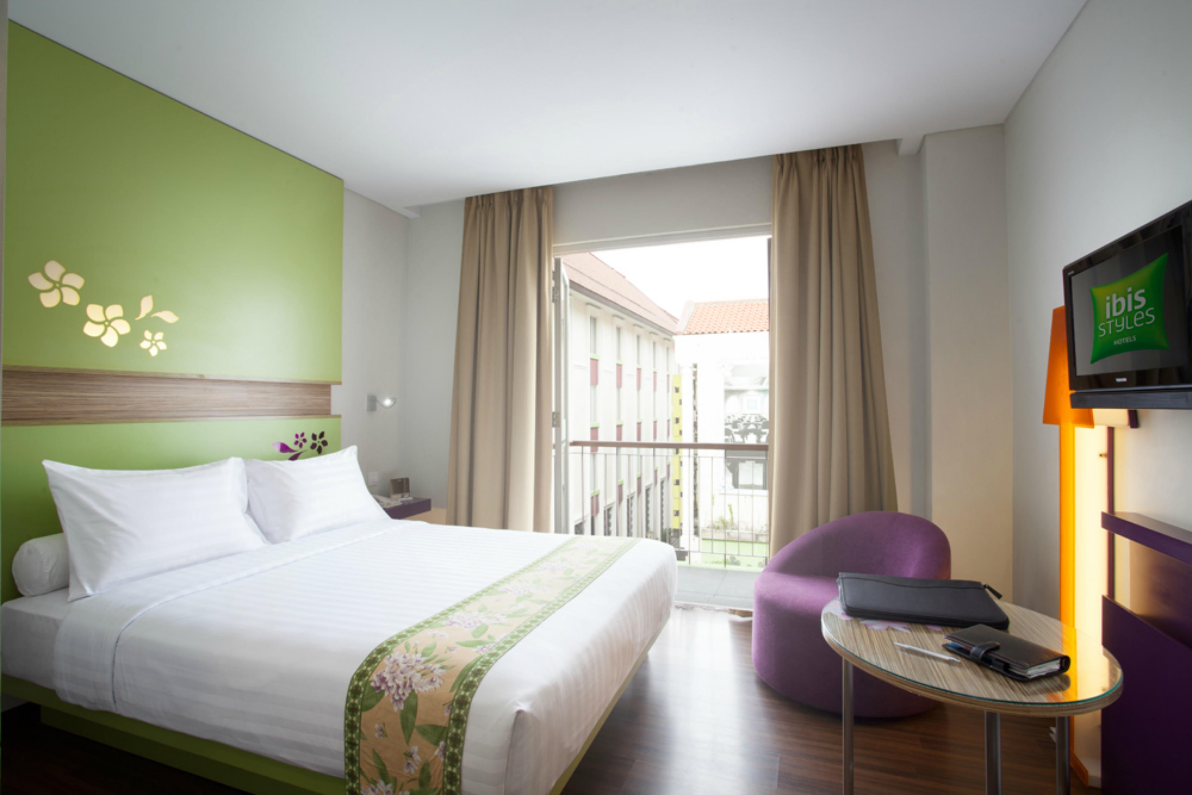 Hotel Ibis Styles Bali Denpasar Exterior foto